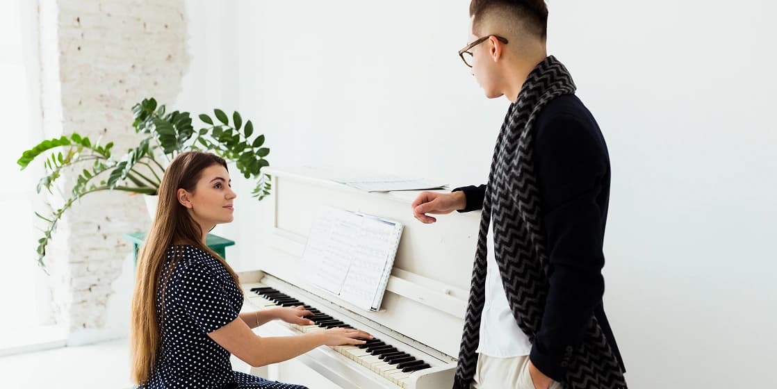 Cover Image for Piano Teacher Orlando: How to Find Your Perfect In-Home Match (Kids & Adults)