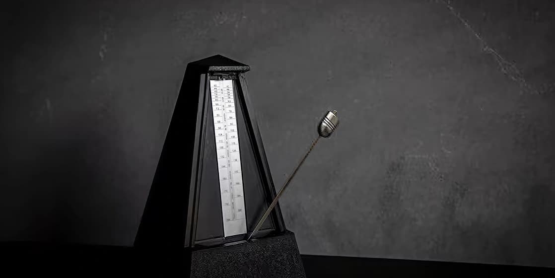 Cover Image for Digital Metronomes & Apps Compared: Quiet Clicks, Subdivisions & Practice Bingo