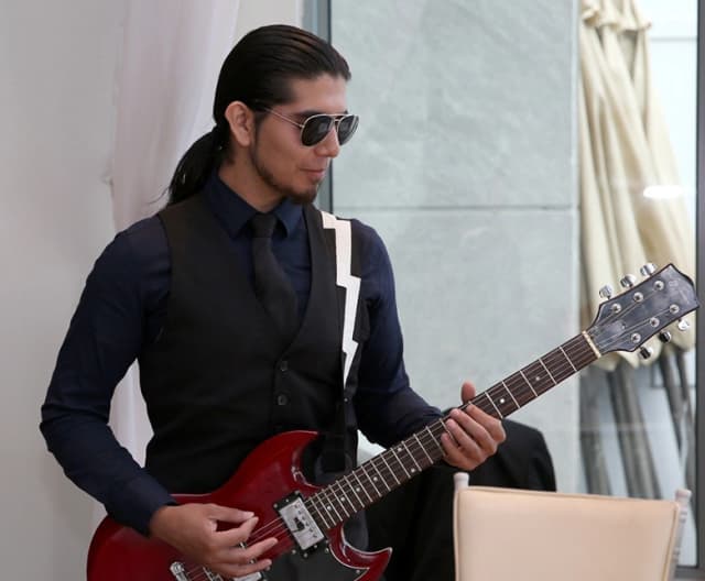 Allan Macarty Guzman profile picture